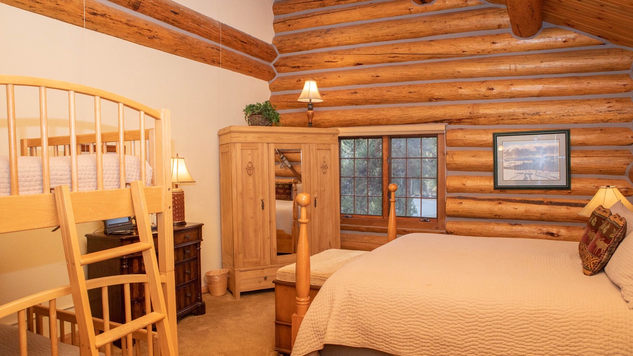 Photo of Bedroom in Keystone