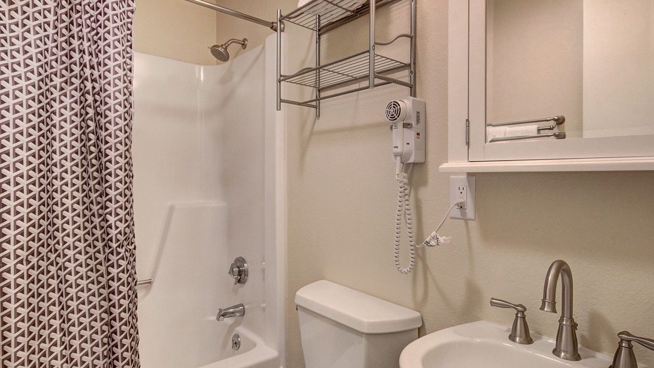 Photo of Bathroom in Mountain House