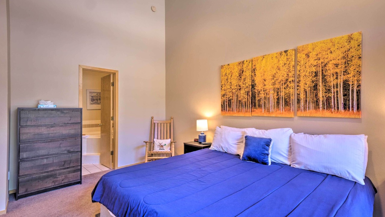 Photo of Bedroom in Four O'Clock