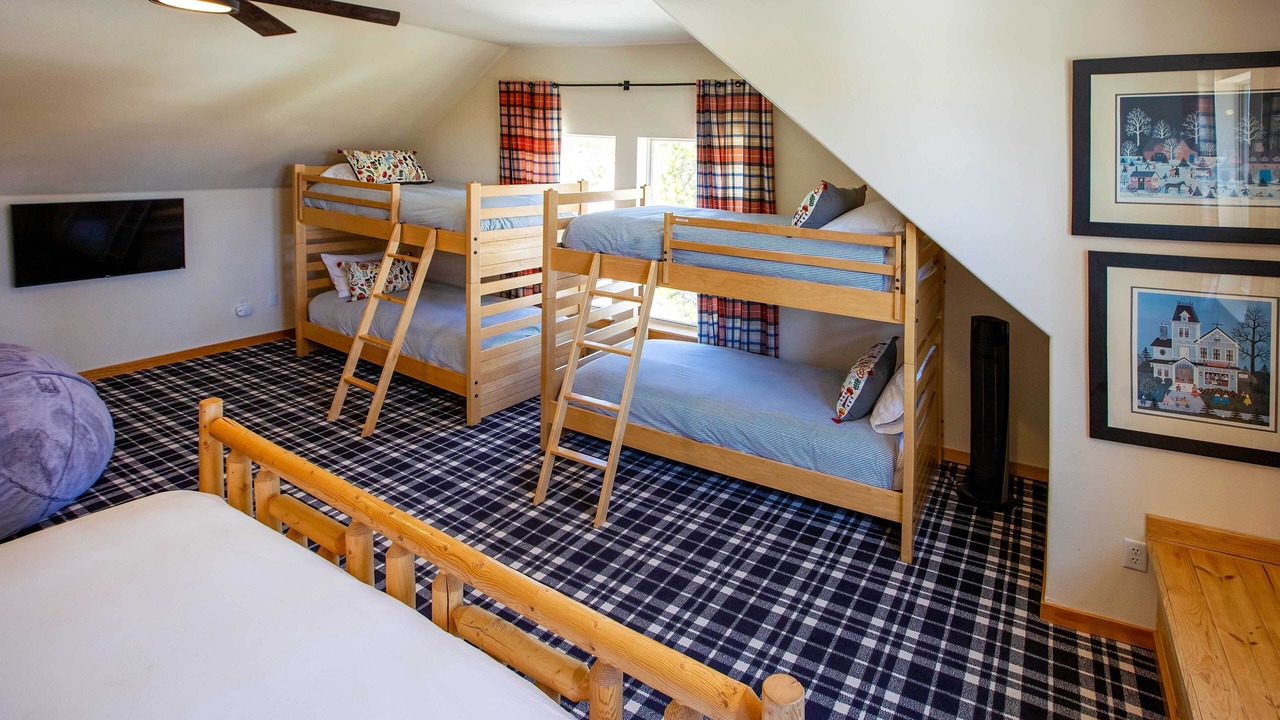 Photo of Bedroom in Winter Park Highlands