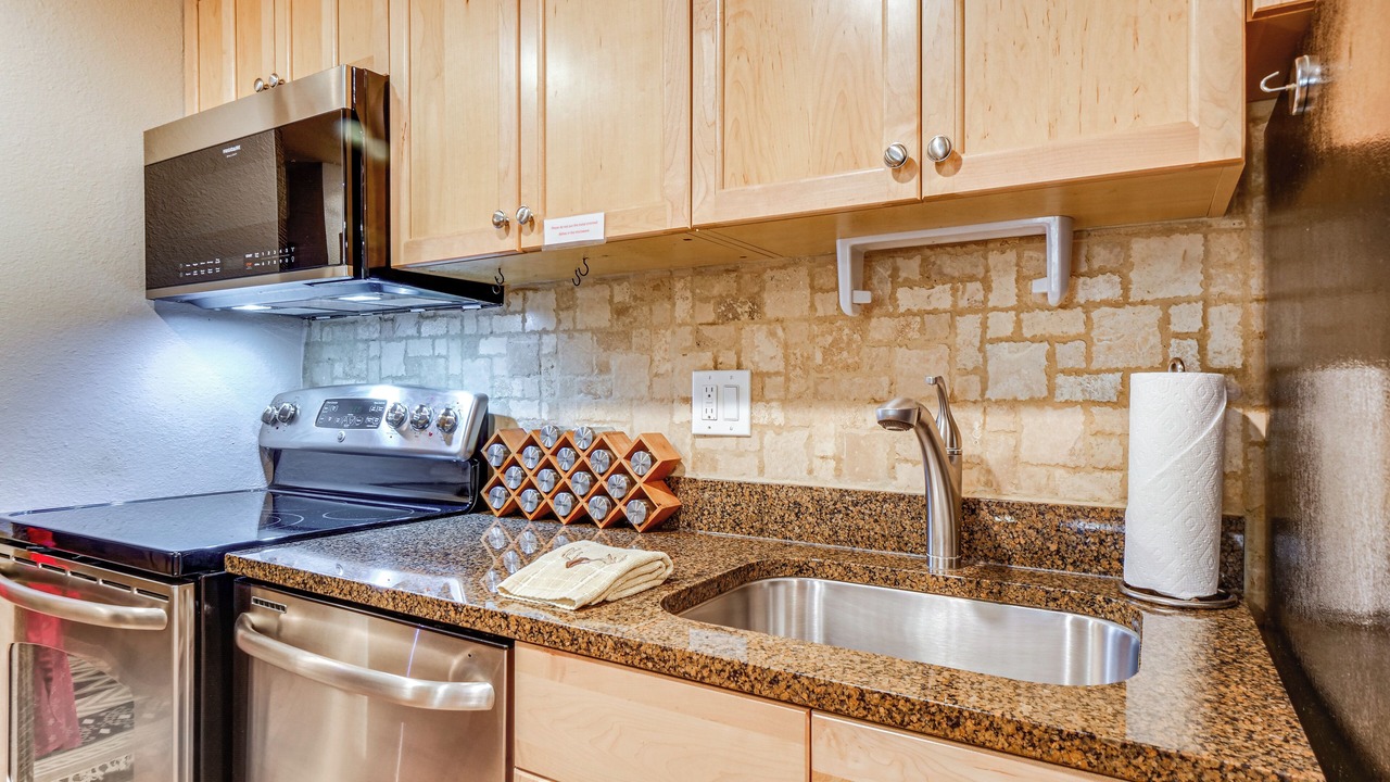 Photo of Kitchen in Peak 9