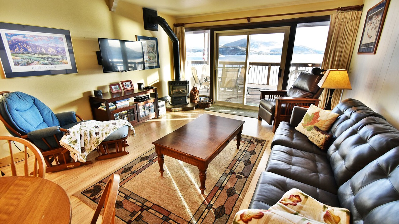 Photo of Livingroom in Dillon