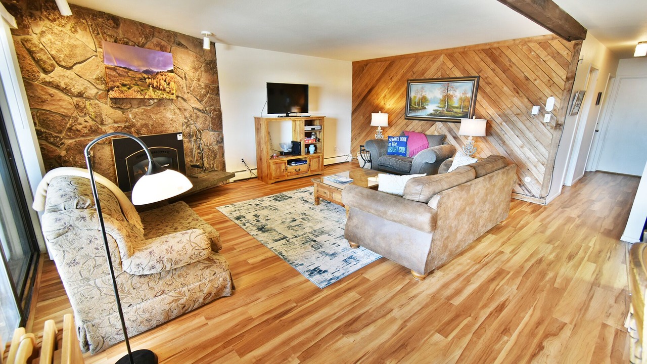 Photo of Livingroom in Dillon