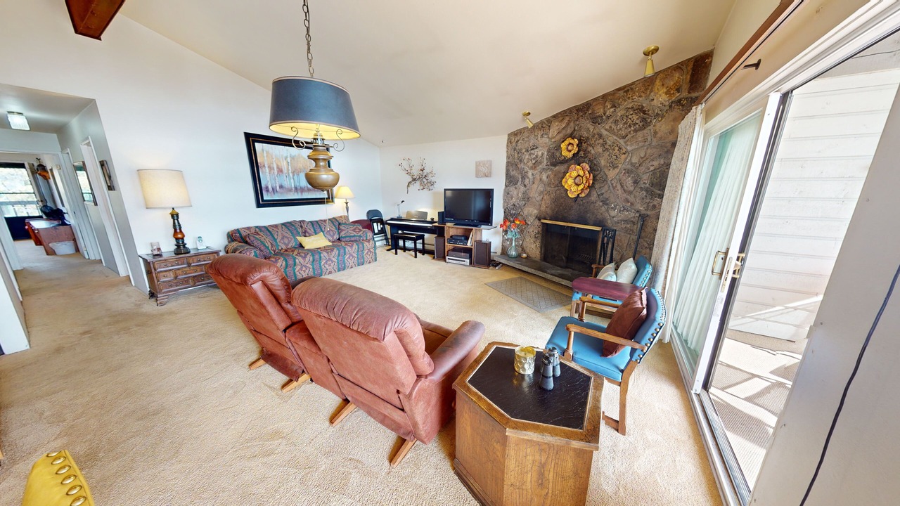 Photo of Livingroom in Dillon