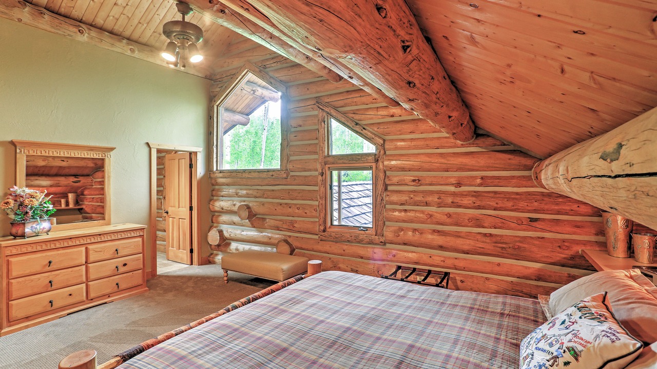 Photo of Bedroom in Mountain Village