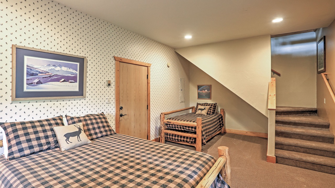 Photo of Bedroom in Mountain Village
