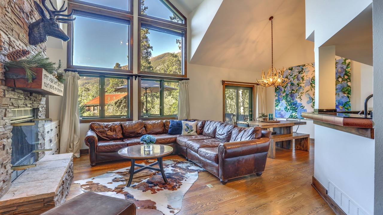 Photo of Livingroom in The Village
