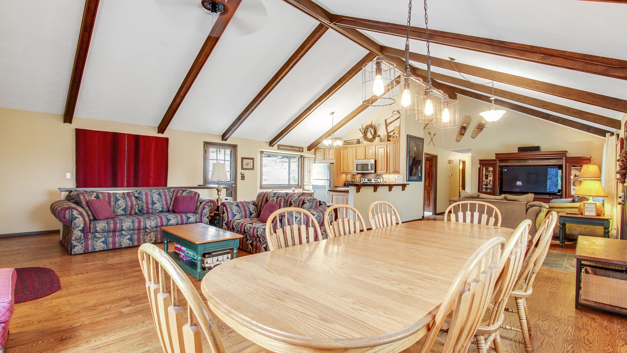 Photo of Livingroom in Carriage Hills