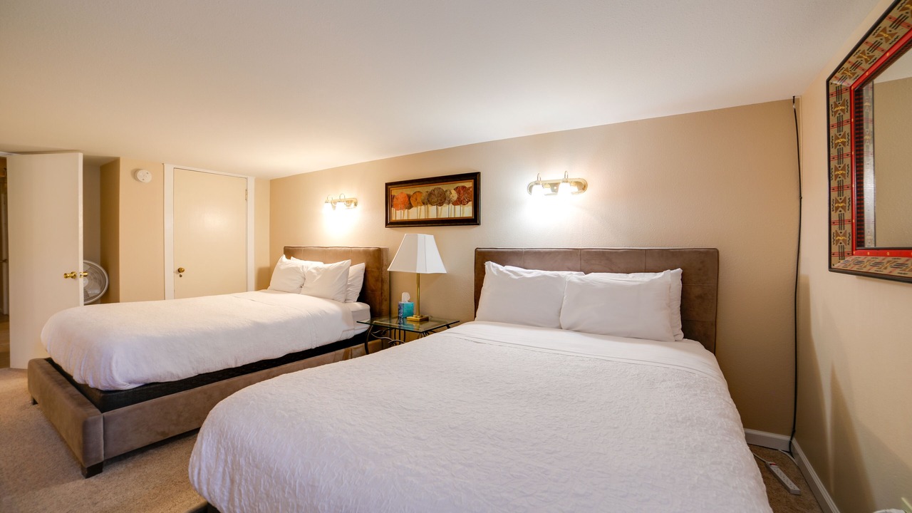 Photo of Bedroom in Broadmoor