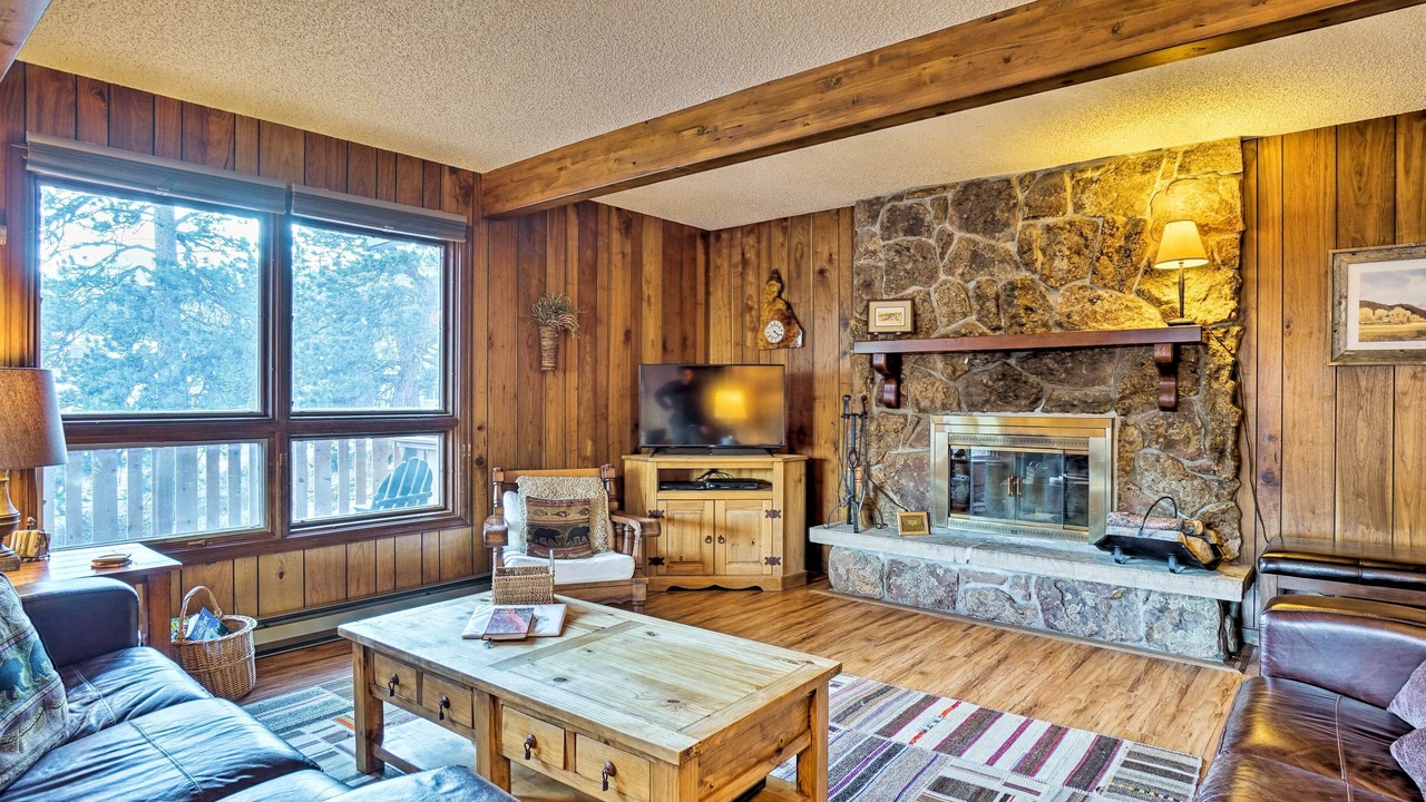 Photo of Livingroom in Carriage Hills