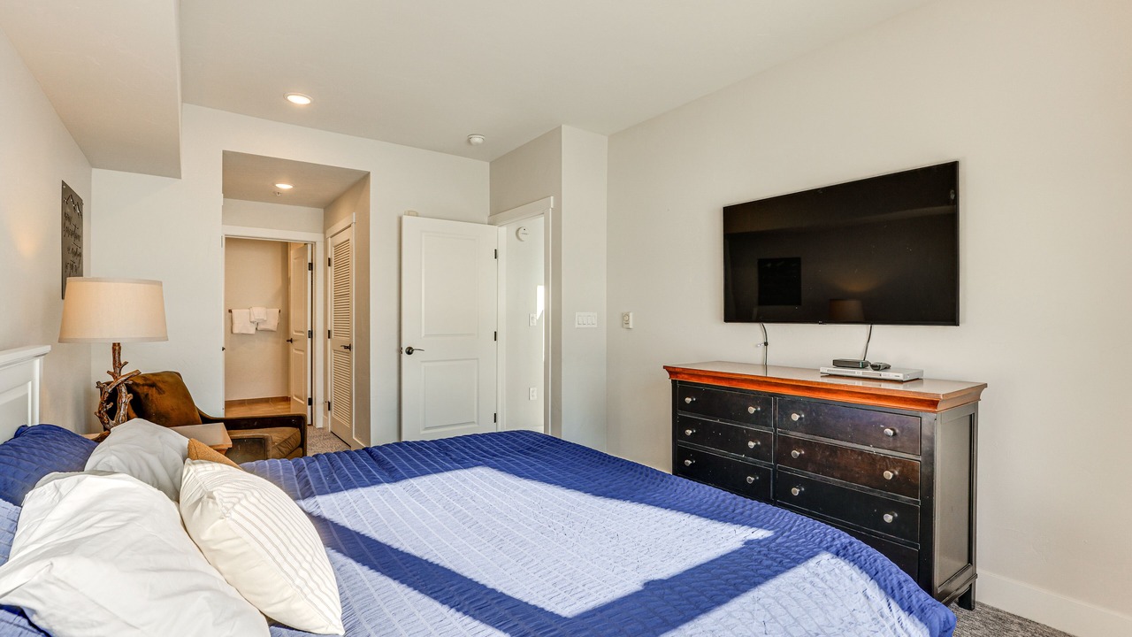 Photo of Bedroom in Silvercreek