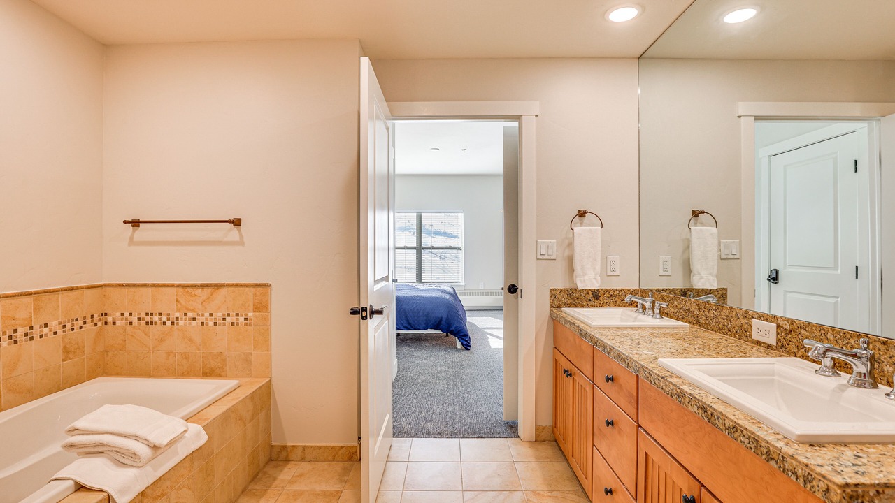 Photo of Bathroom in Silvercreek