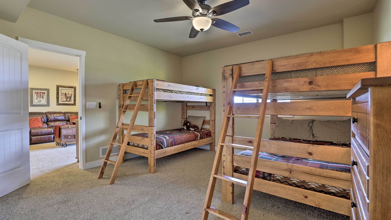 Photo of Bedroom in Silvercreek
