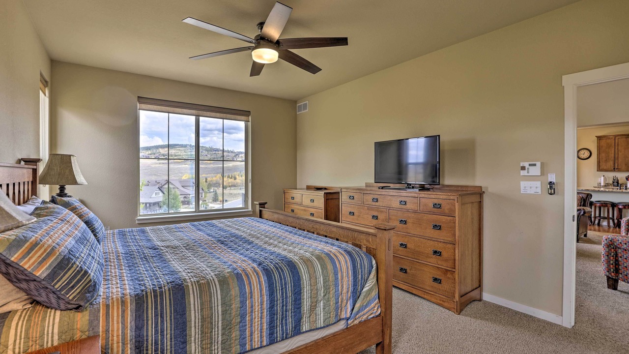 Photo of Bedroom in Silvercreek