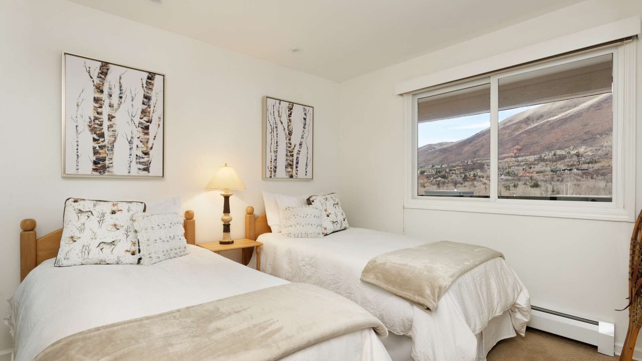 Photo of Bedroom in Aspen