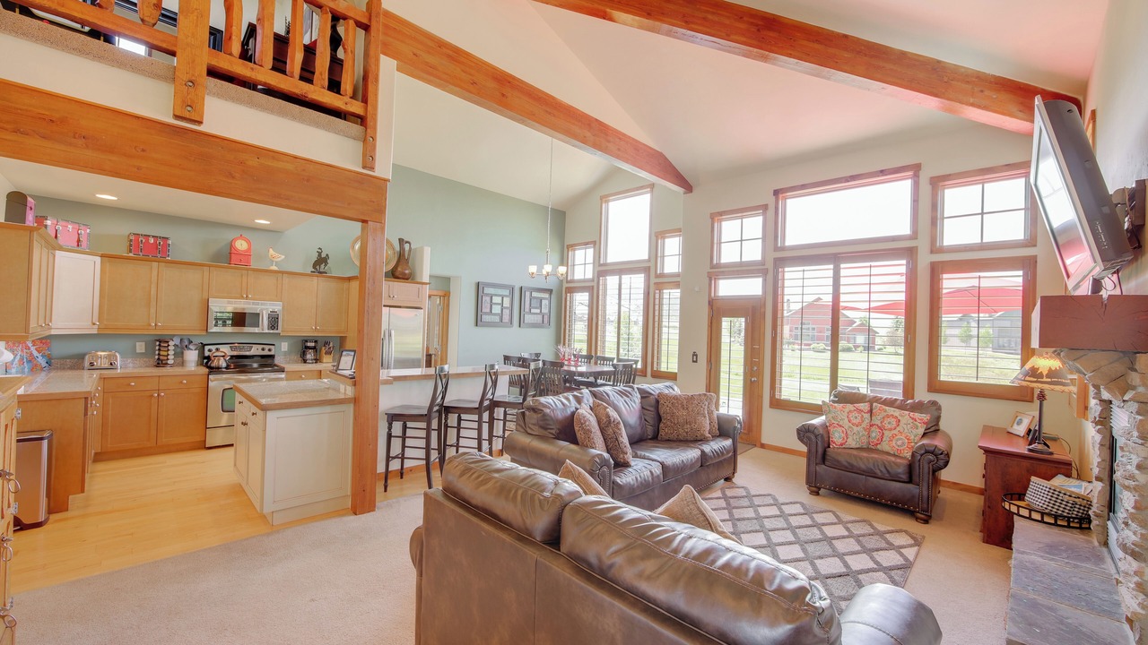 Photo of Livingroom in Grand Elk Ranch