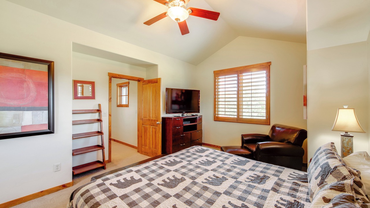Photo of Bedroom in Grand Elk Ranch