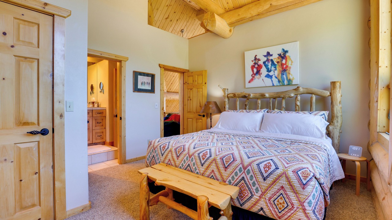 Photo of Bedroom in Granby