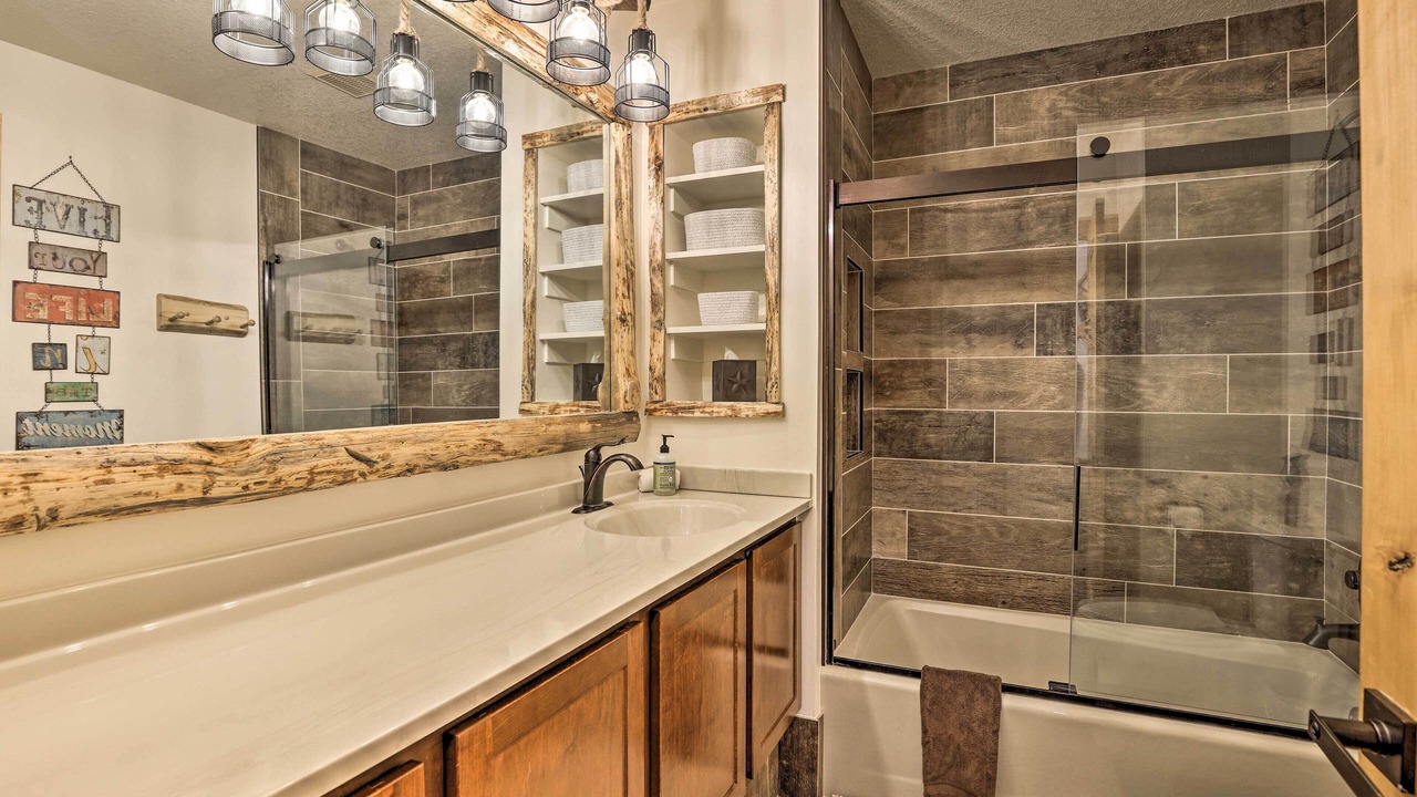 Photo of Bathroom in Silvercreek