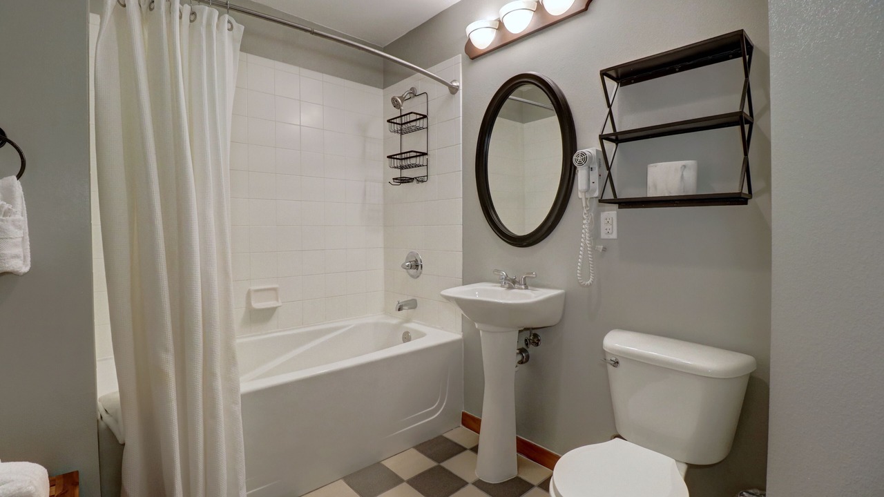 Photo of Bathroom in Copper Mountain Village