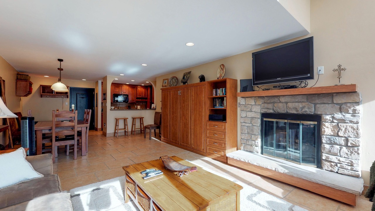 Photo of Livingroom in Copper Mountain Village