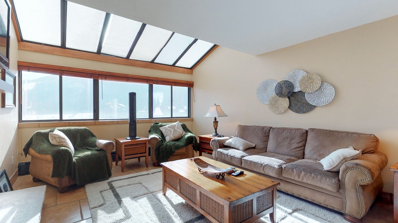 Photo of Livingroom in Copper Mountain Village