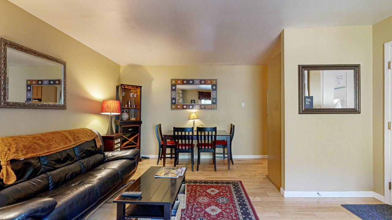 Photo of Livingroom in Vail