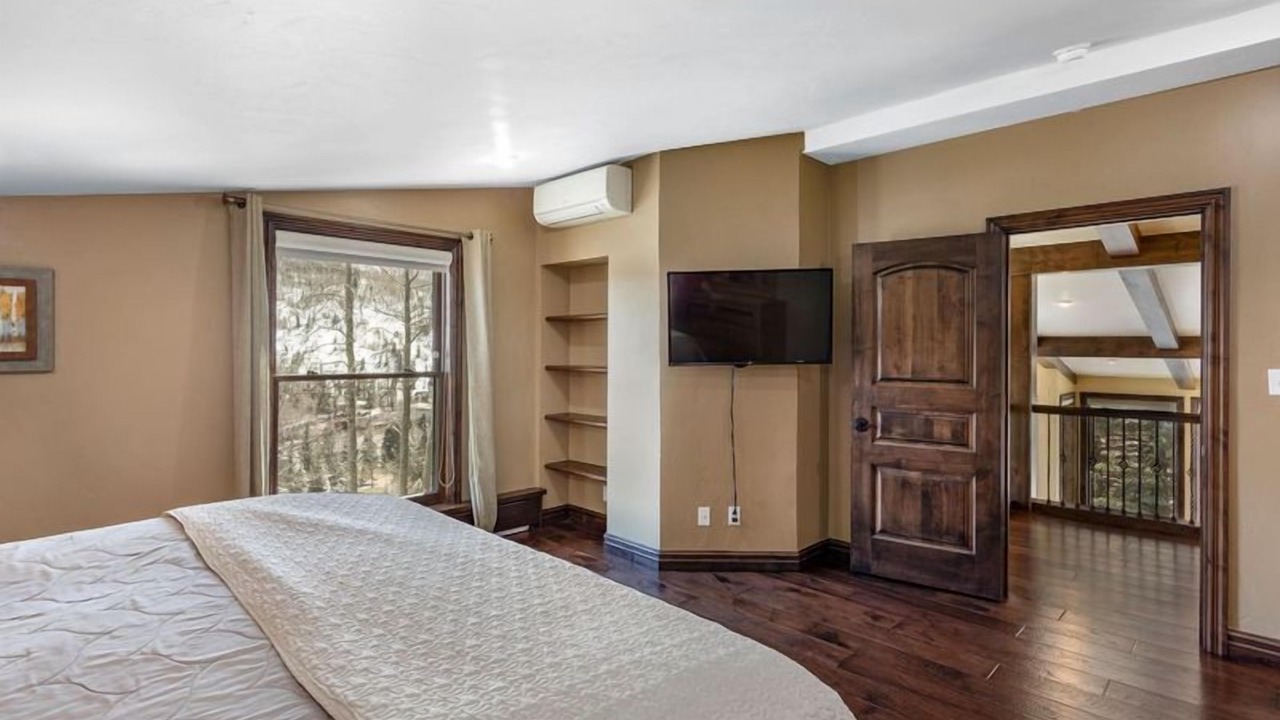 Photo of Bedroom in Vail
