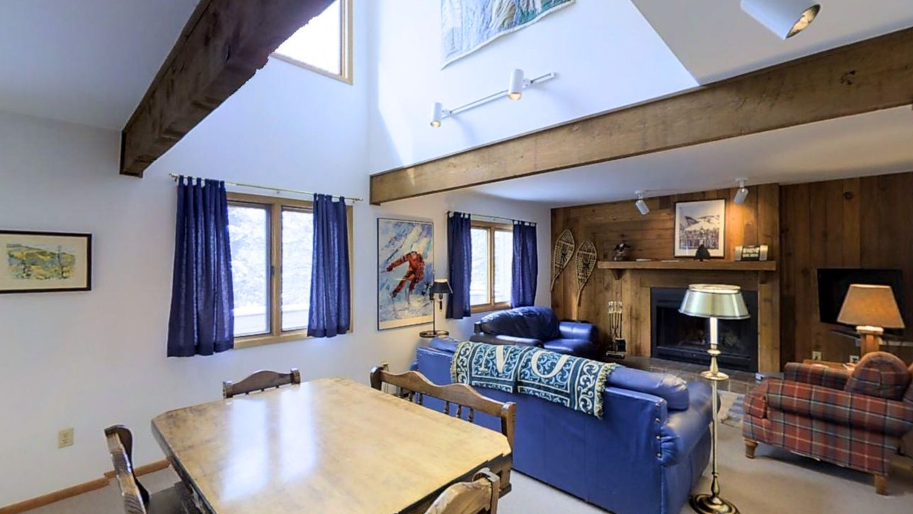 Photo of Livingroom in Vail