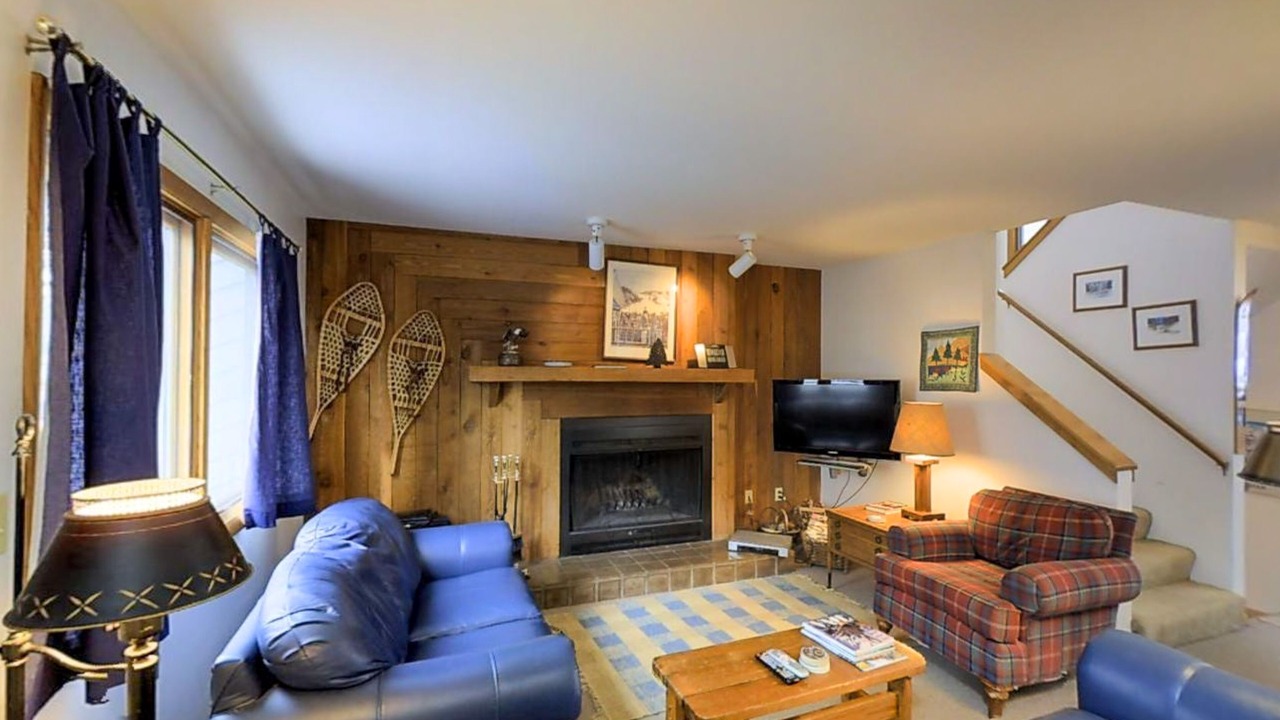 Photo of Livingroom in Vail