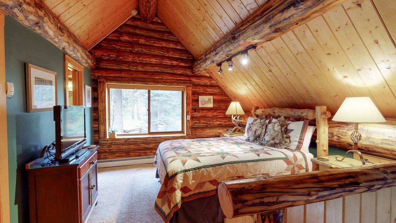 Photo of Bedroom in Purgatory