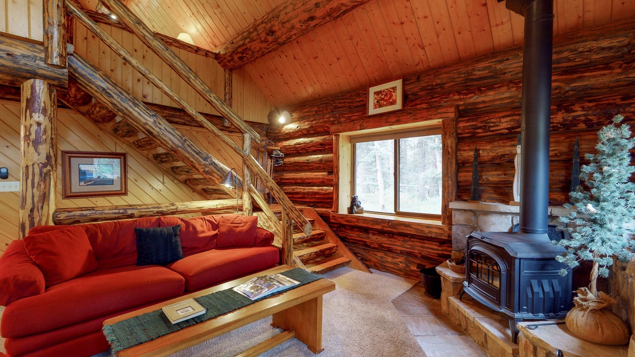 Photo of Livingroom in Purgatory