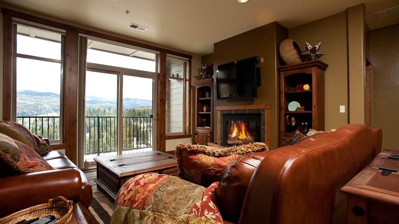 Photo of Livingroom in Purgatory