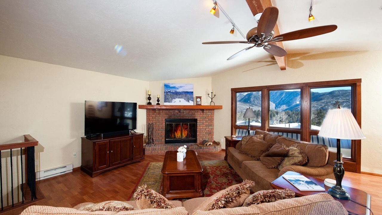 Photo of Livingroom in Purgatory