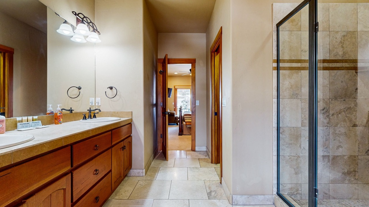 Photo of Bathroom in Purgatory