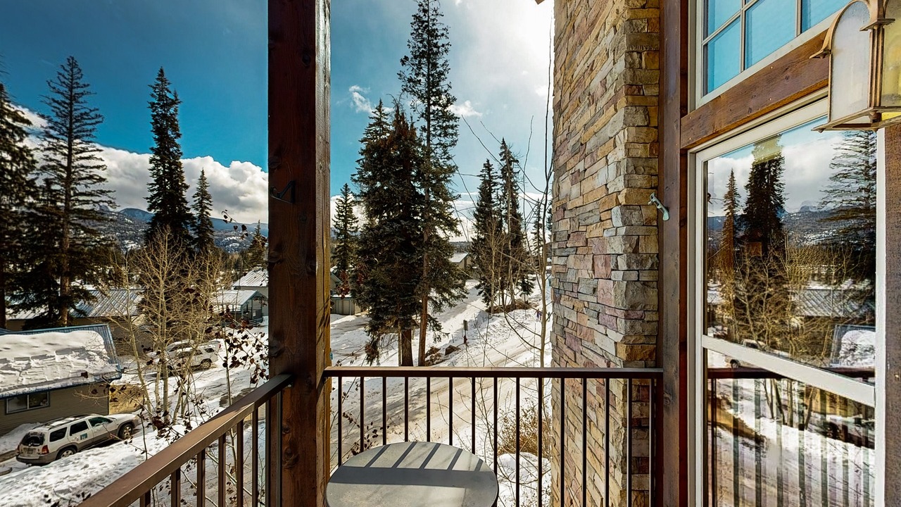 Photo of Outdoor in Purgatory