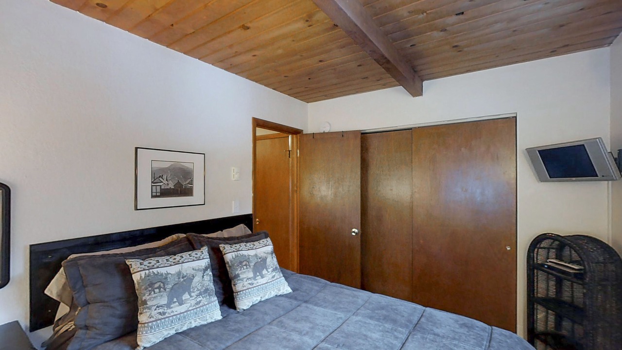 Photo of Bedroom in Purgatory