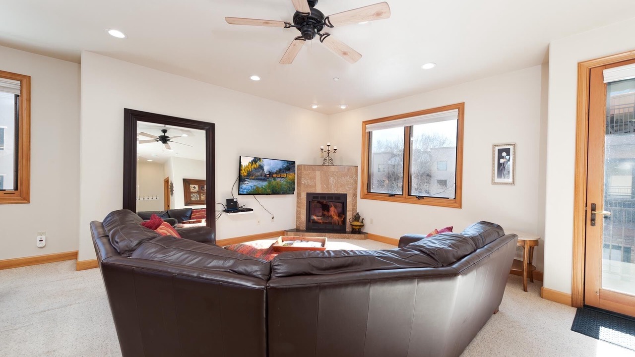 Photo of Livingroom in Durango