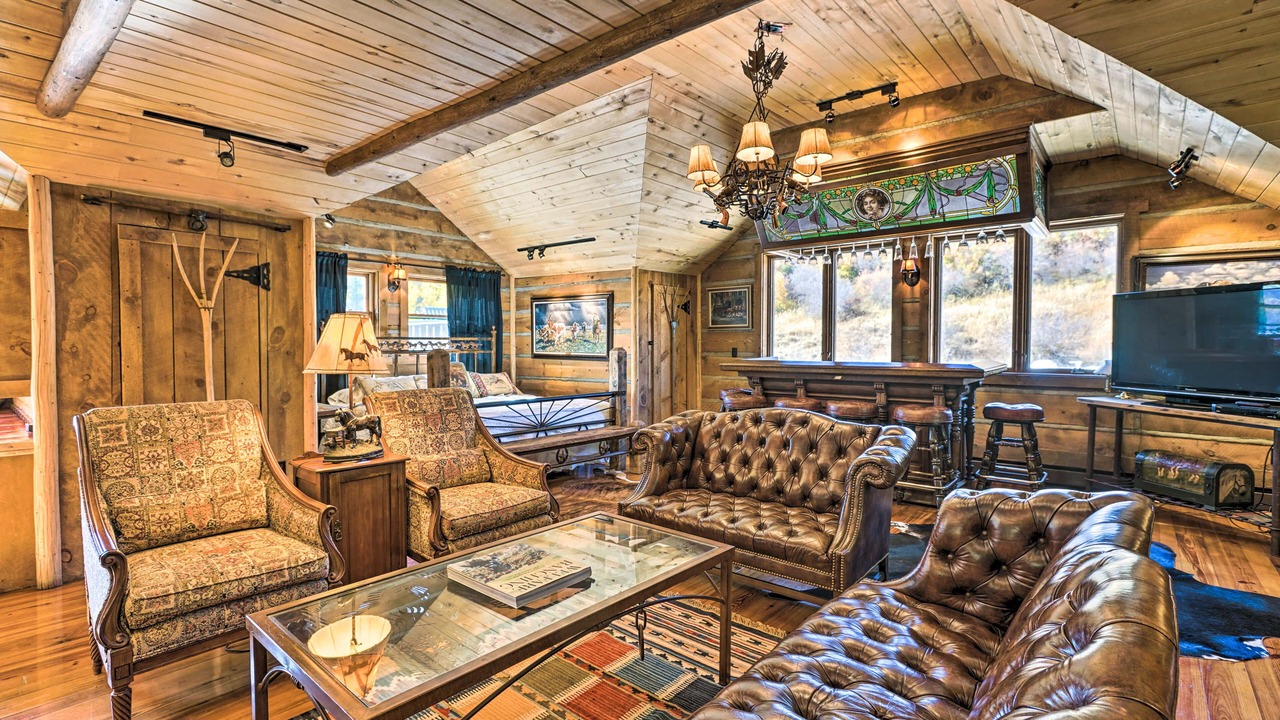Photo of Livingroom in Snowmass Village