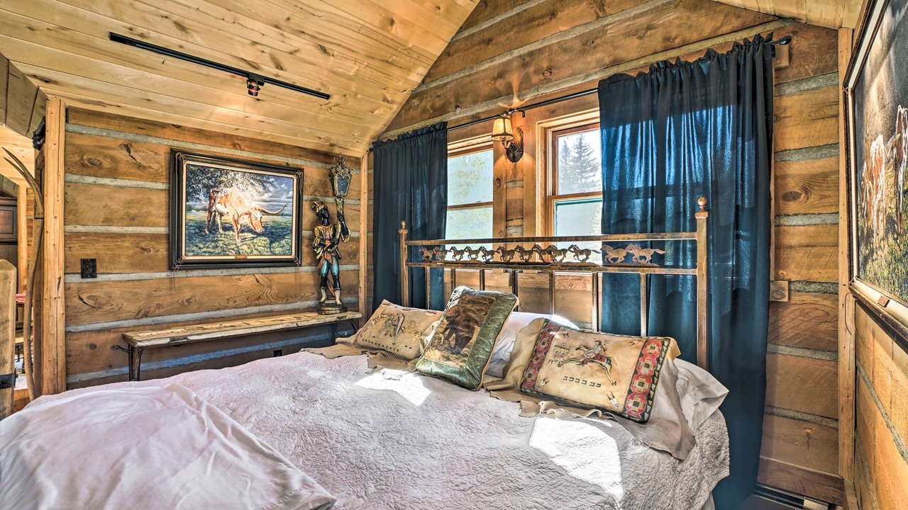 Photo of Bedroom in Snowmass Village