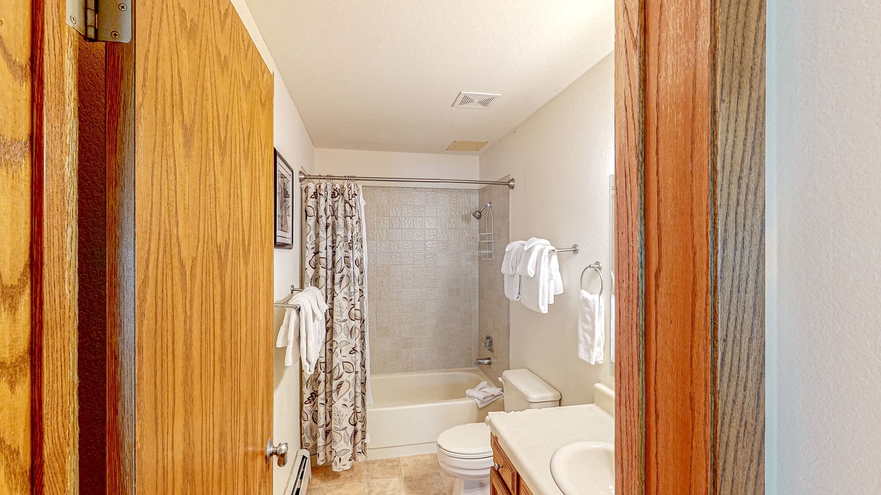 Photo of Bathroom in Wildernest