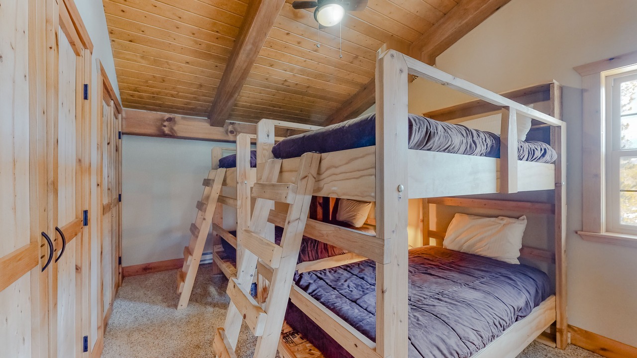 Photo of Bedroom in Granby