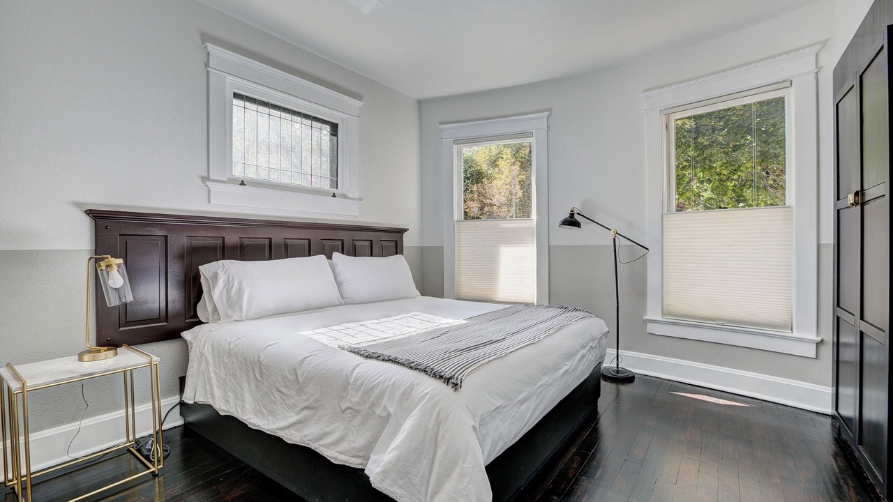 Photo of Bedroom in University North