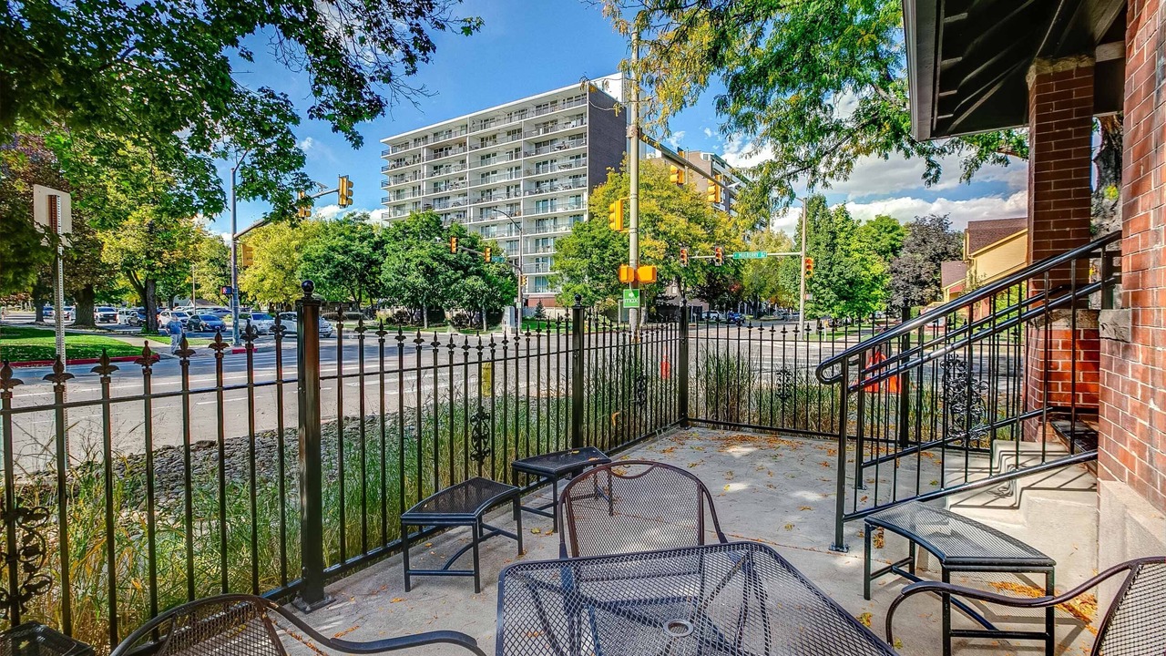 Photo of Patio Balcony in University North
