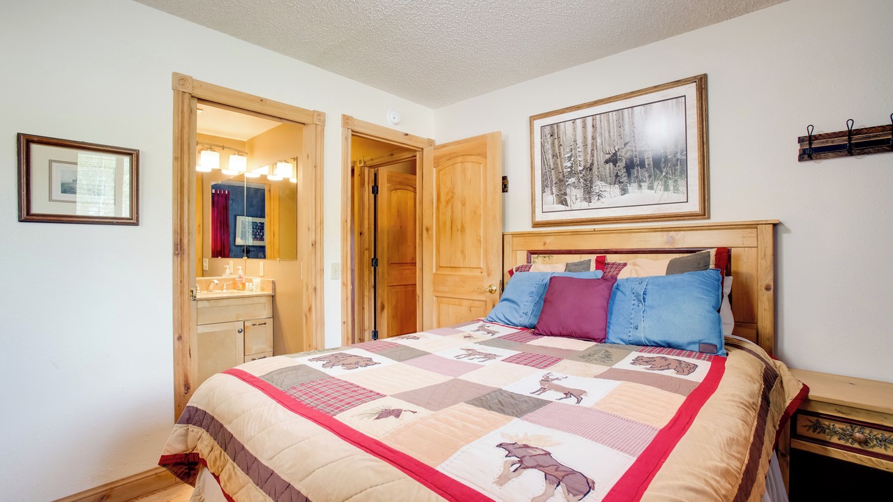 Photo of Bedroom in Rendezvous