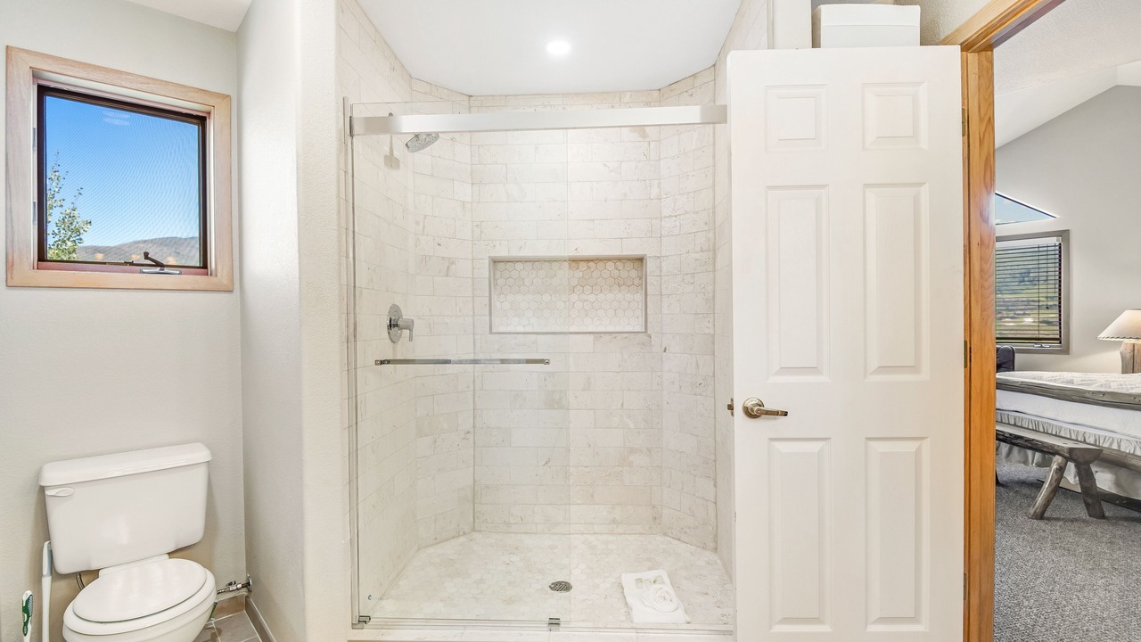 Photo of Bathroom in Three Peaks