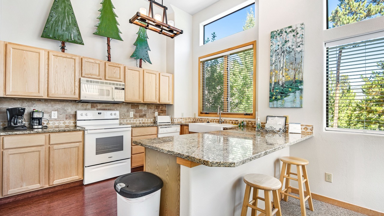 Photo of Kitchen in Three Peaks