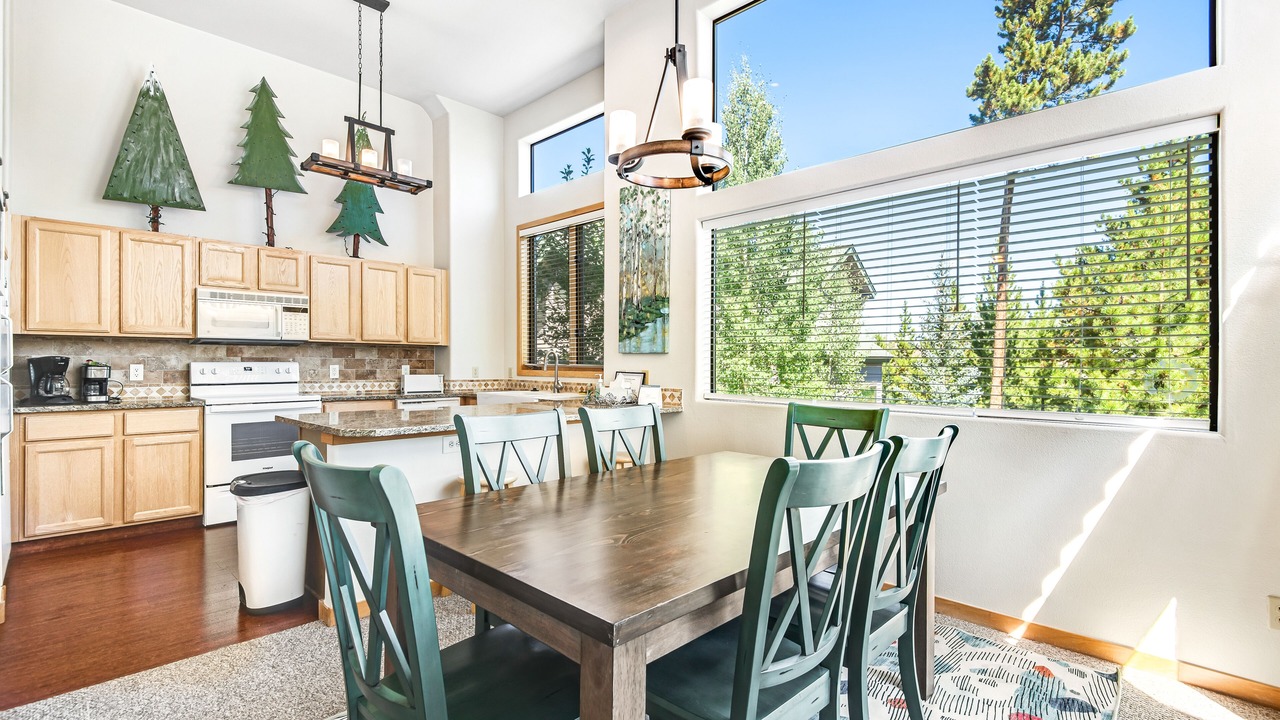 Photo of Kitchen in Three Peaks