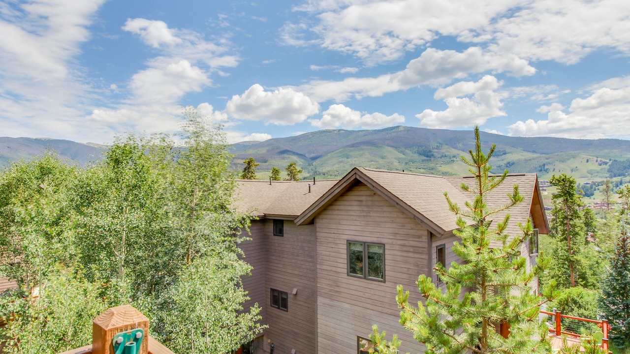 Photo of Outdoor in Three Peaks