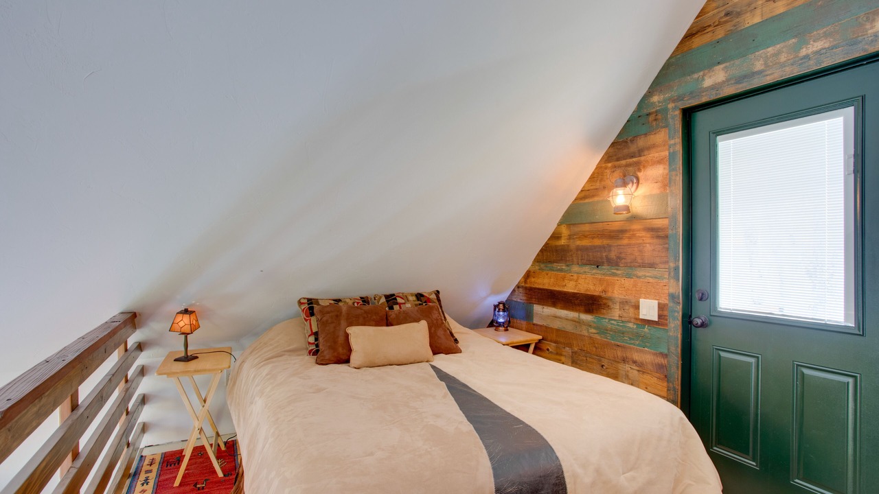 Photo of Bedroom in Marble